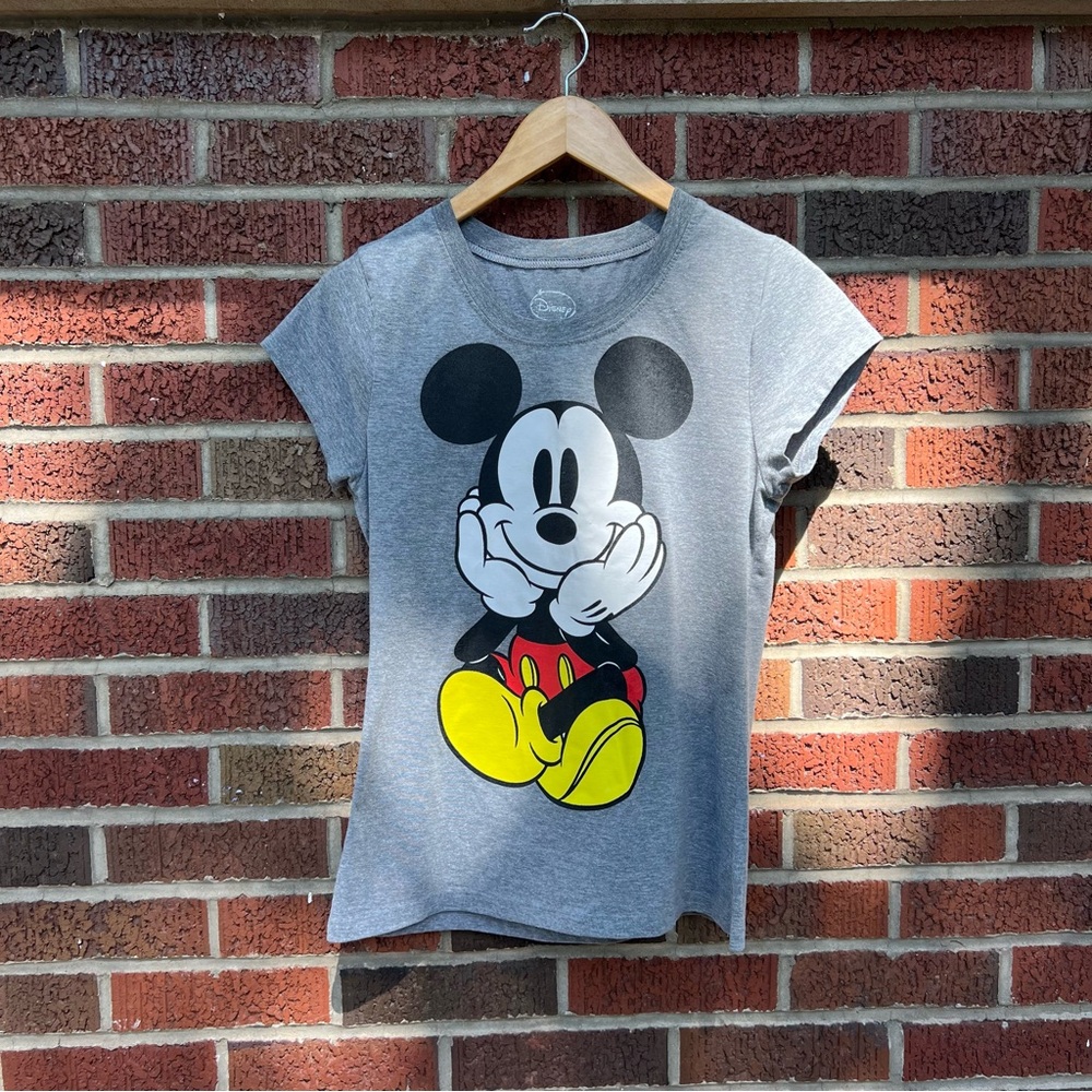 Disney Gray and Multicolored Mickey Mouse Short Sleeve Tee Shirt